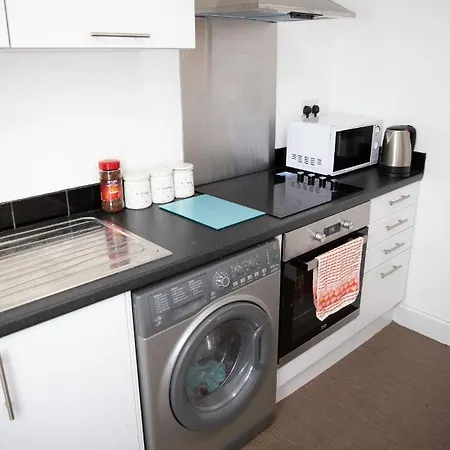 Alphalink アパート *